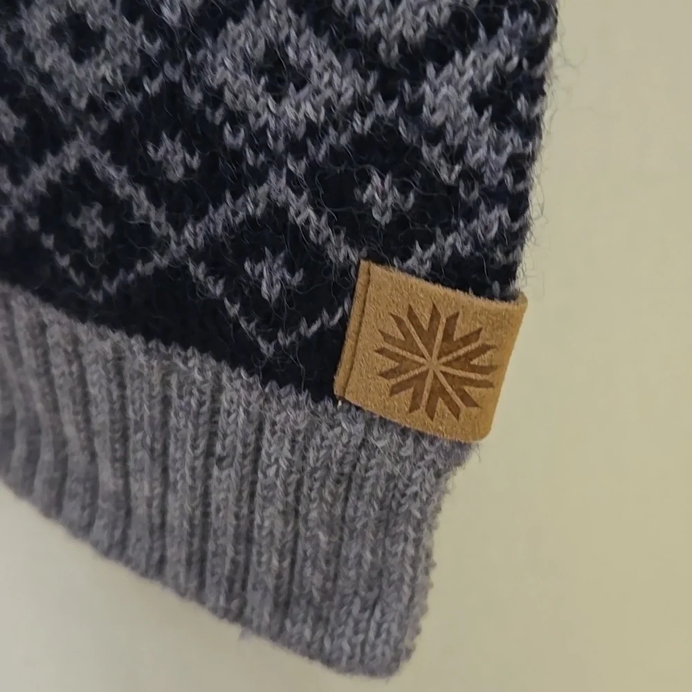 Icewear Vidar Warm Wool Scarf Iceland Fair Isle‎ Gray Navy Reversible Maxwin